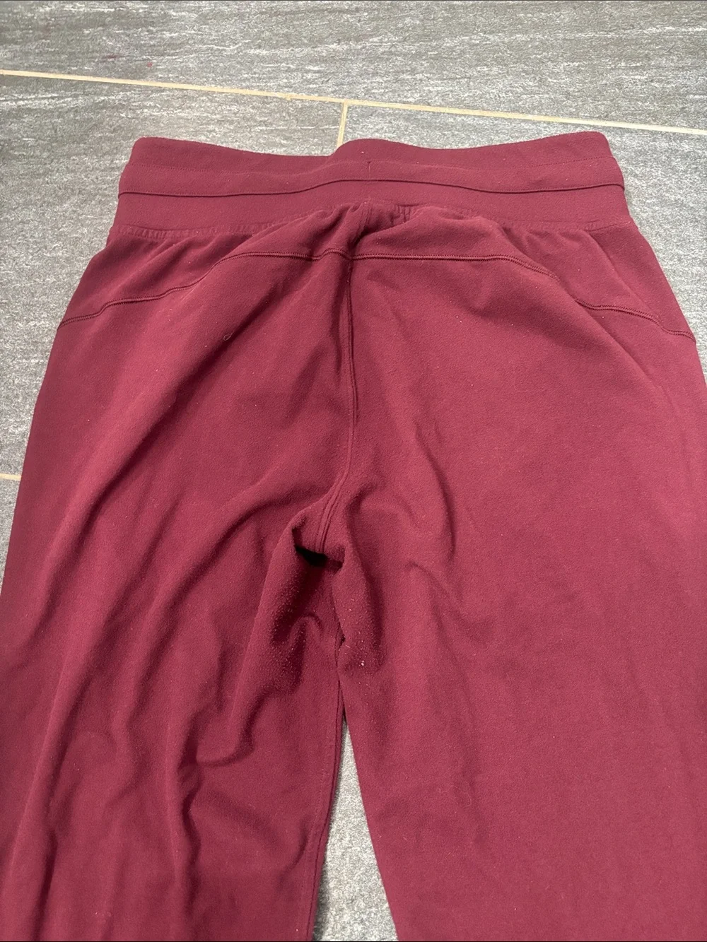 **FLAWED lulu joggers
